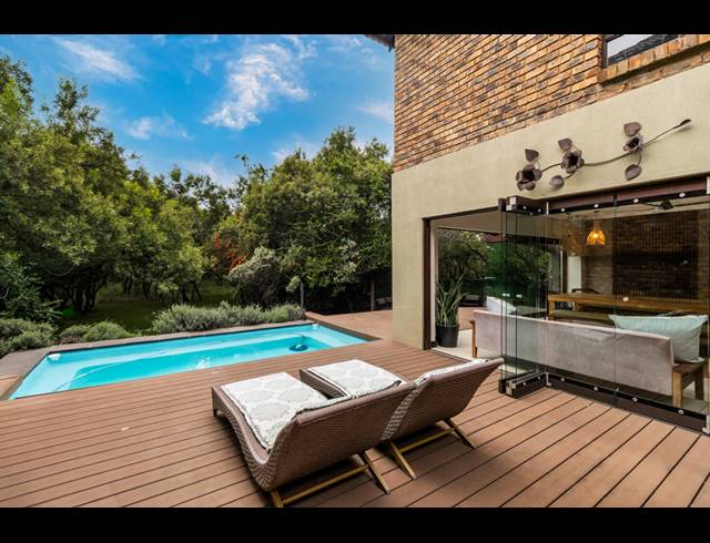 4 BEDROOM HOUSE FOR SALE IN LEEUWFONTEIN ESTATE